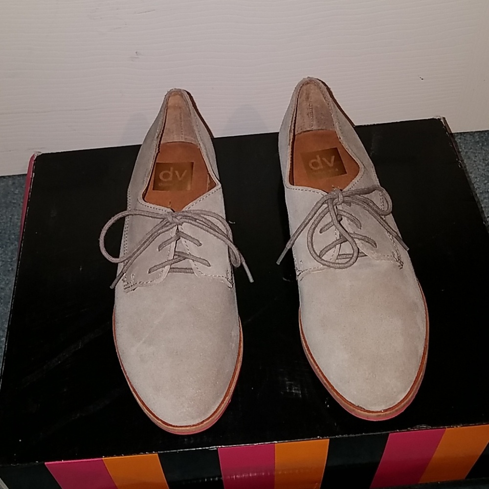Dolce Vita Suede Round Toe Lace Up Ankle Shoes